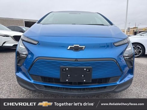 Used 2023 Chevrolet Bolt LT w/ Infotainment Package image 2