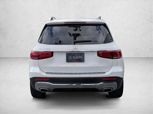Used 2023 Mercedes-Benz GLB 250 image 7