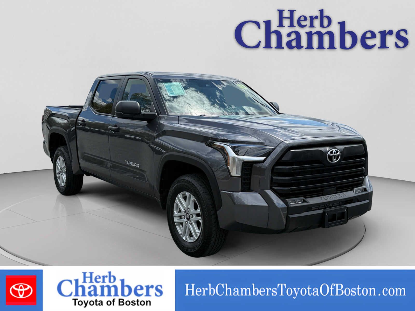 Used 2025 Toyota Tundra SR5 AWD/4WD image 11