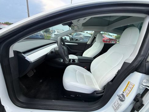 Used 2023 Tesla Model 3 Standard Range RWD image 8