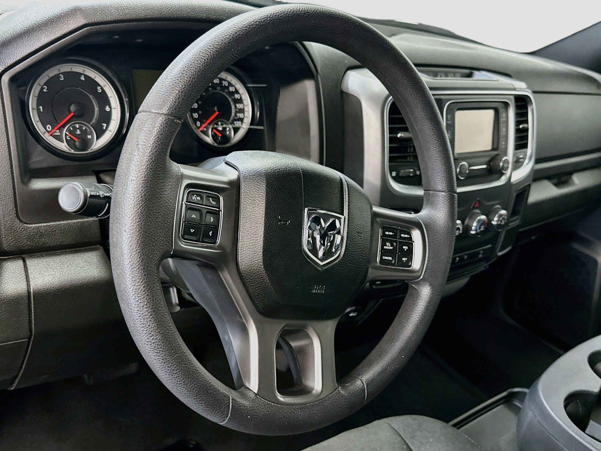 Used 2024 RAM 1500 Warlock AWD/4WD image 18