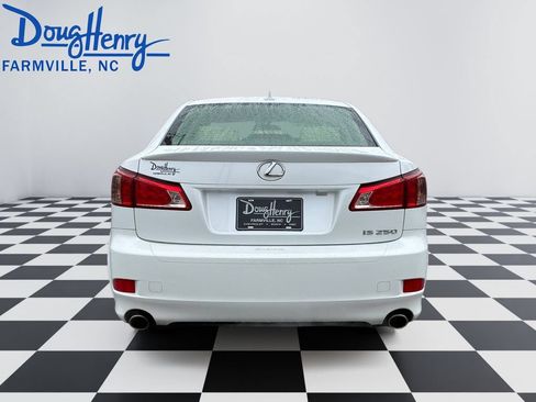 Used 2013 Lexus IS 250 w/ Premium Pkg Value Edition RWD image 4