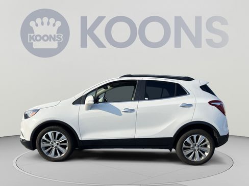 Used 2018 Buick Encore Preferred FWD image 2