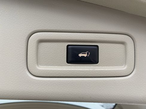 Used 2011 Nissan Murano SL image 31