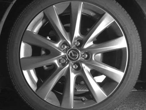 Used 2024 MAZDA MAZDA3 s FWD image 9