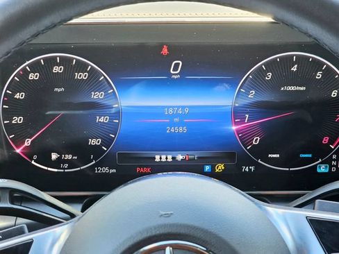 Certified 2023 Mercedes-Benz GLC 300 4MATIC image 32