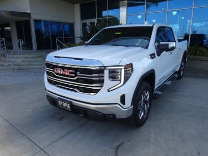 New 2026 GMC Sierra 1500 SLT w/ SLT Premium Package
