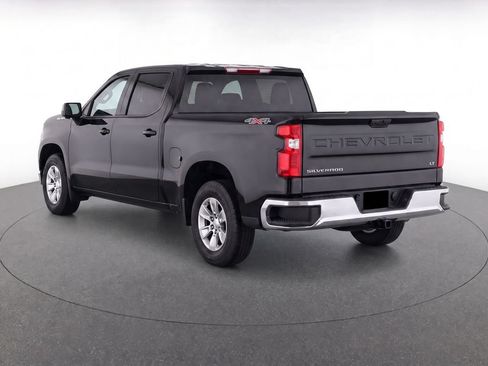 Used 2020 Chevrolet Silverado 1500 LT AWD/4WD image 6