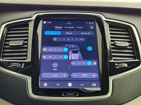 Certified 2023 Volvo XC90 B5 Plus w/ Protection Package Premier AWD/4WD image 22