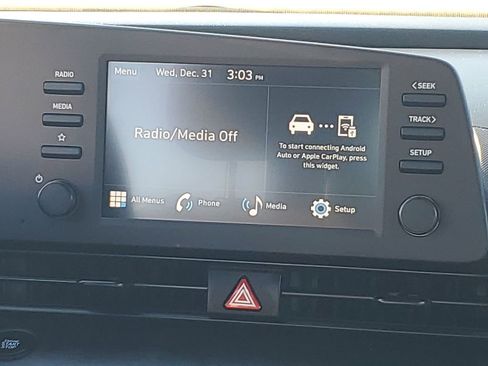 Used 2025 Hyundai Elantra Sport image 27