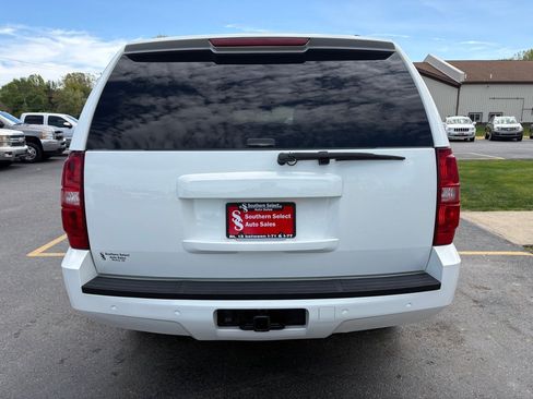Used 2009 Chevrolet Suburban LT AWD/4WD image 7