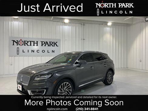 Used 2019 Lincoln Nautilus Reserve image 1