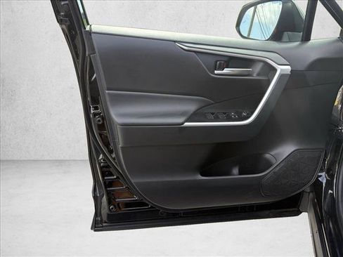 Certified 2025 Toyota RAV4 XLE FWD image 11