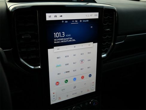 Certified 2025 Ford Ranger Lariat w/ Black Appearance Package image 20