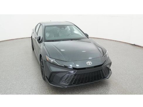 New 2026 Toyota Camry SE image 14