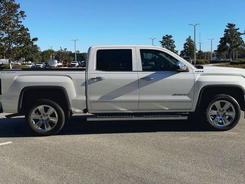 Used 2018 GMC Sierra 1500 SLT image 9