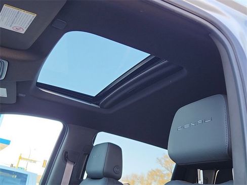 Certified 2020 GMC Sierra 3500 Denali w/ Denali Ultimate Package image 19