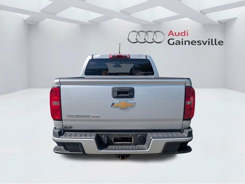 Used 2018 Chevrolet Colorado W/T w/ WT Convenience Package RWD image 7