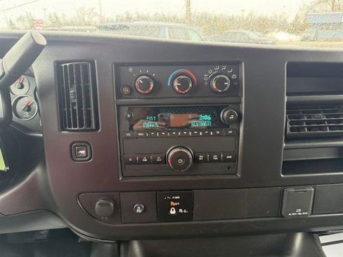 Used 2024 Chevrolet Express 2500 w/ Driver Convenience Package image 28
