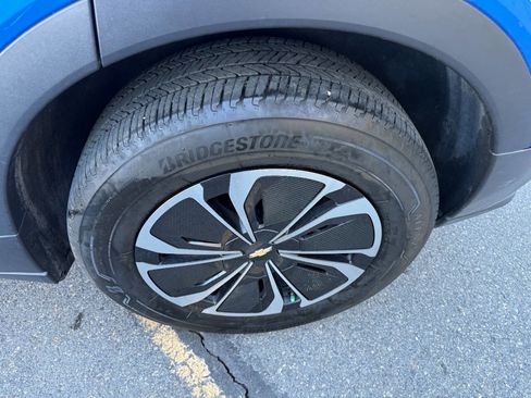 Used 2024 Chevrolet Blazer EV LT image 15