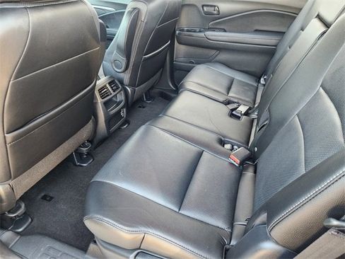 Used 2023 Honda Passport EX-L image 12