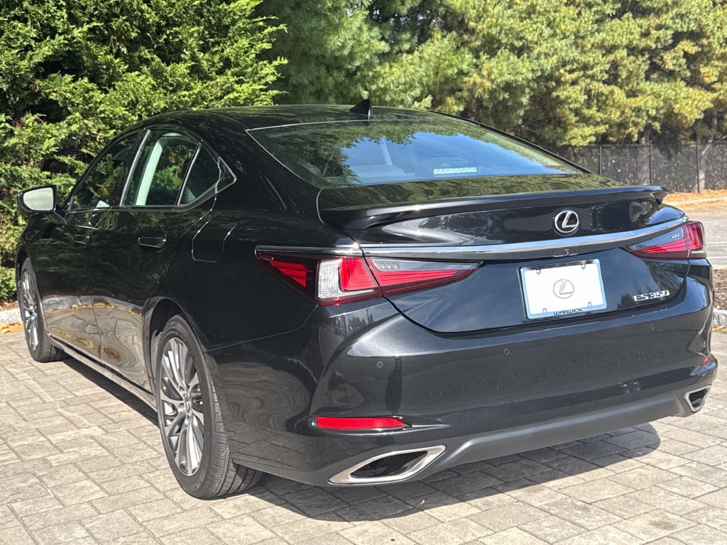 Used 2020 Lexus ES 350 w/ Premium Package FWD image 7