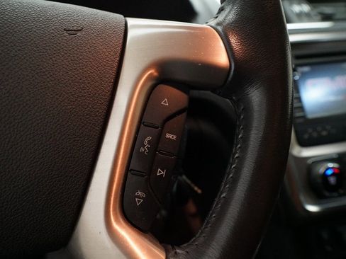 Used 2014 GMC Acadia Denali image 20