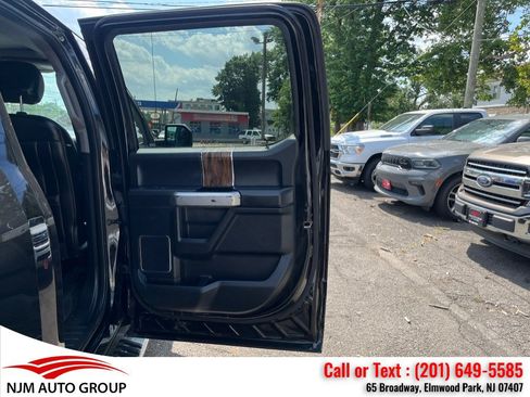 Used 2019 Ford F150 Lariat w/ Equipment Group 502A Luxury AWD/4WD image 35