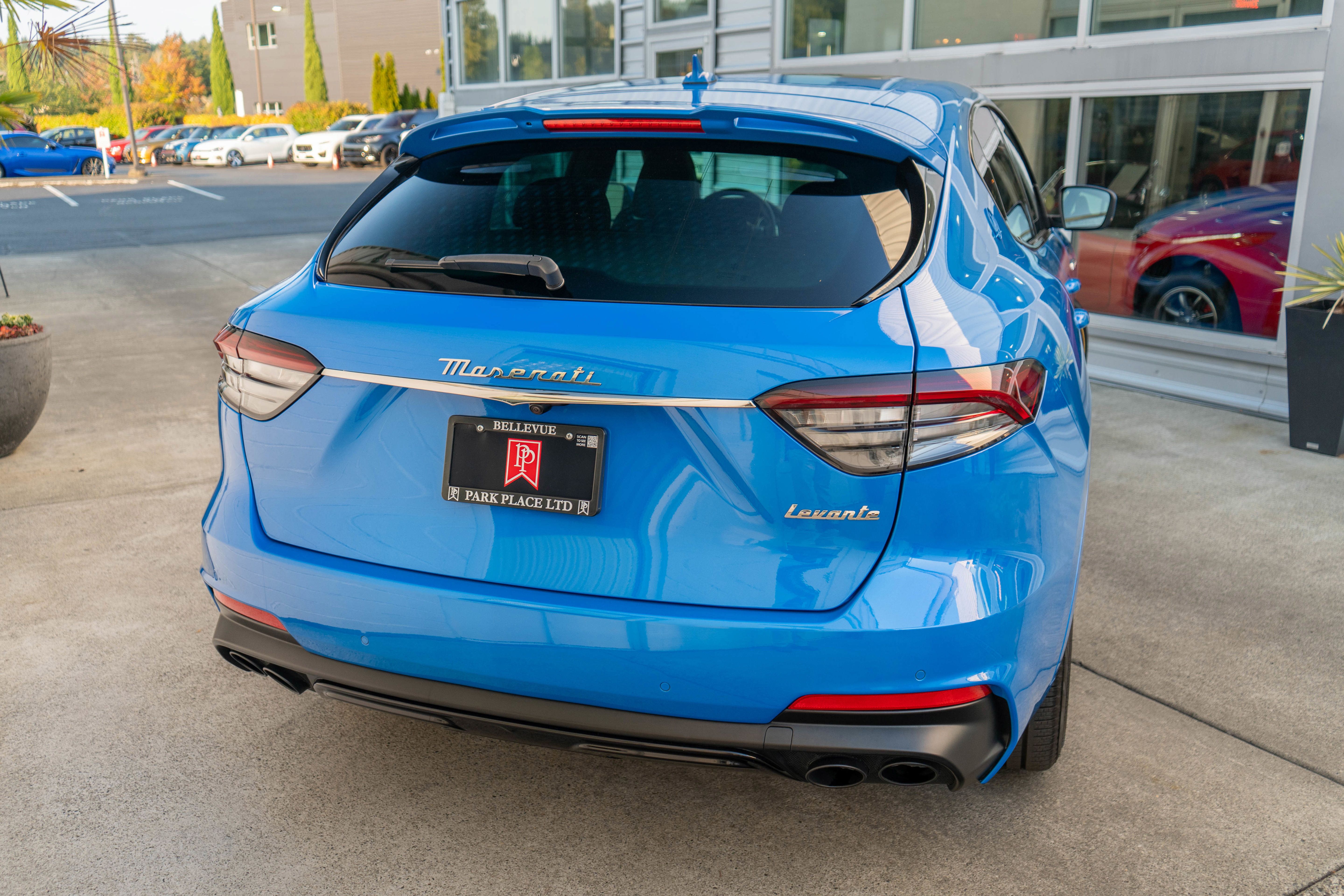 Used 2022 Maserati Levante F Tributo AWD/4WD image 7