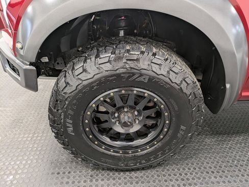 Used 2019 Ford F150 Raptor w/ Equipment Group 802A Luxury image 7