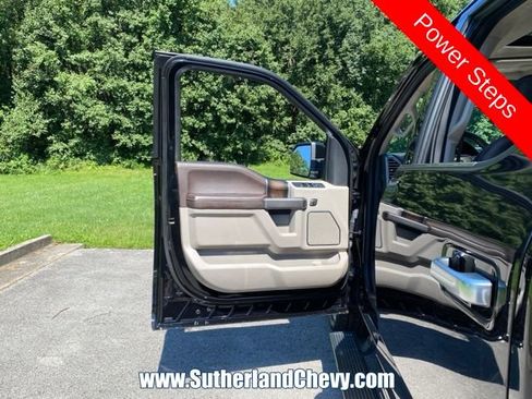 Used 2019 Ford F150 Limited AWD/4WD image 18