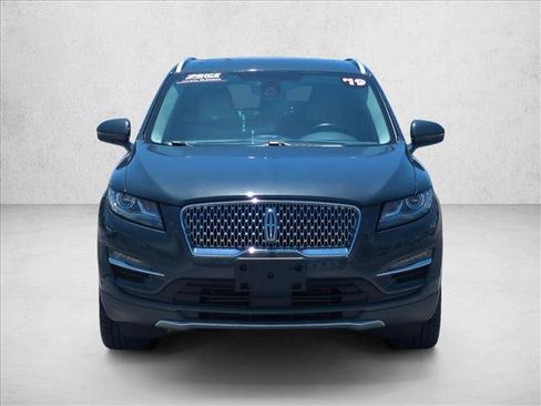 Used 2019 Lincoln MKC Reserve w/ MKC Climate Package AWD/4WD image 2