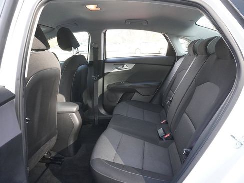 Used 2023 Kia Forte LXS image 30