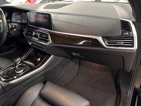 Used 2021 BMW X5 xDrive40i w/ Premium Package image 47