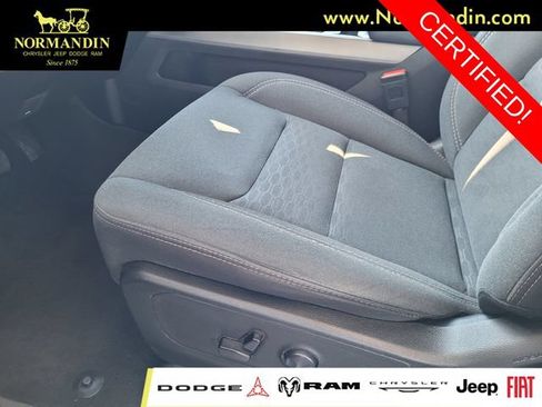 Used 2025 RAM 1500 Big Horn AWD/4WD image 17
