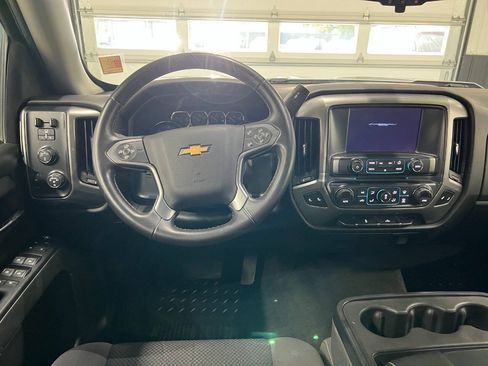 Used 2017 Chevrolet Silverado 1500 LT w/ All Star Edition AWD/4WD image 8