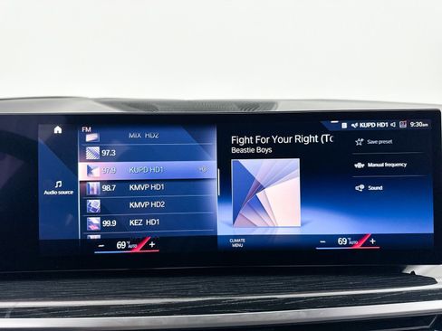Used 2023 BMW X7 M60i w/ Executive Package AWD/4WD image 26