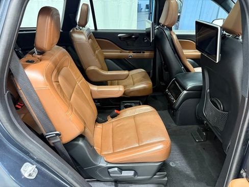 Used 2022 Lincoln Aviator Grand Touring w/ Equipment Group 301A image 25