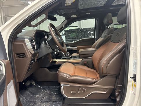 Used 2024 Ford F150 King Ranch w/ FX4 Off-Road Package image 27