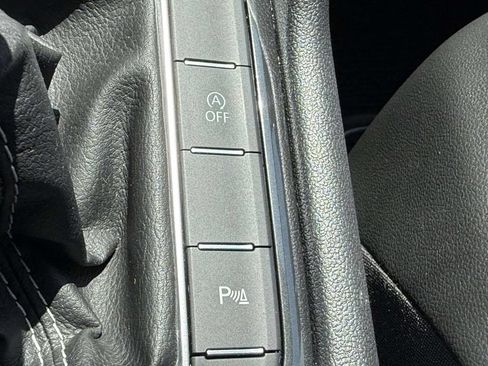 Used 2023 Volkswagen Tiguan SE R-Line FWD image 26