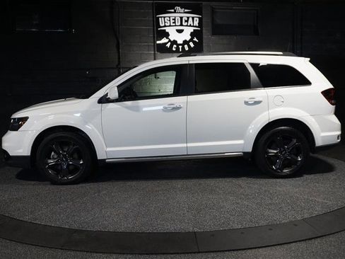 Used 2020 Dodge Journey Crossroad image 2