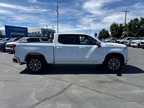 Used 2026 Chevrolet Silverado 1500 LT w/ Safety Package AWD/4WD image 8