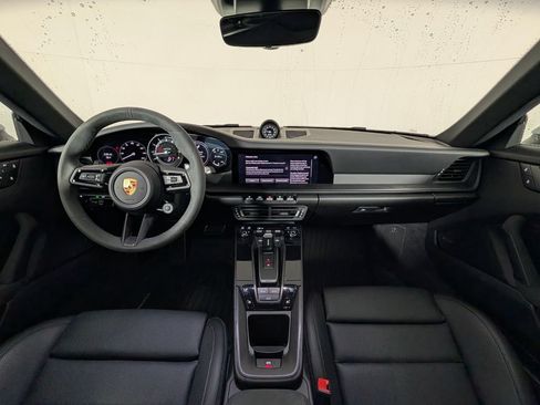 Certified 2023 Porsche 911 Carrera GTS RWD image 17