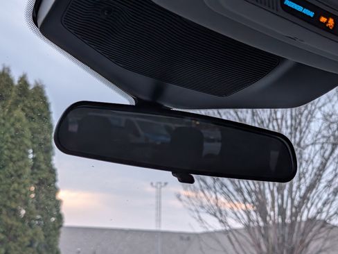 Used 2023 Ford Explorer XLT w/ Equipment Group 202A image 24