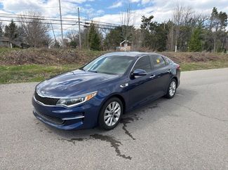 Used 2018 Kia Optima LX w/ 17" Alloy Wheels Package video 1