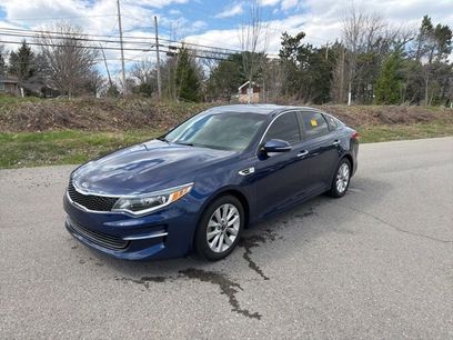 Used 2018 Kia Optima LX w/ 17" Alloy Wheels Package