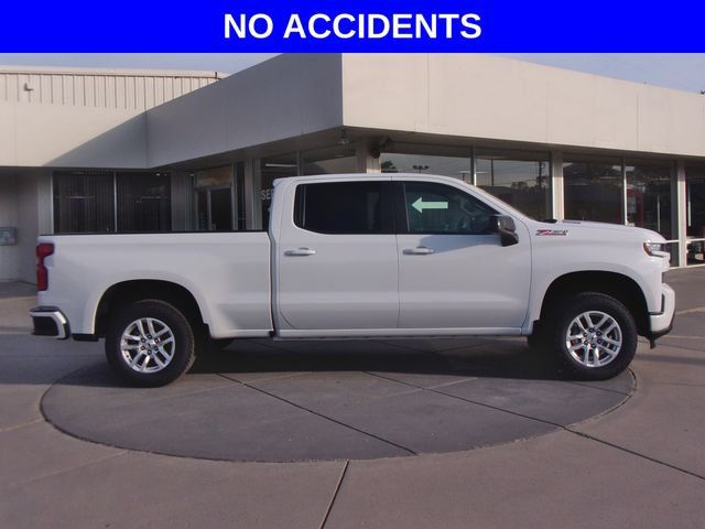 Used 2021 Chevrolet Silverado 1500 RST AWD/4WD image 2