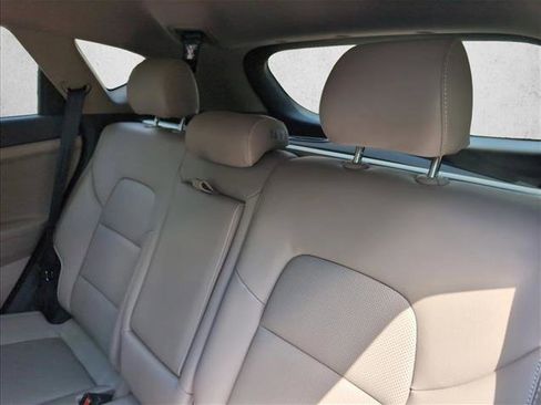 Used 2020 Hyundai Tucson Limited FWD image 10