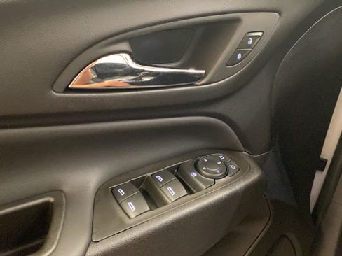 Used 2024 Chevrolet Equinox LT w/ LPO, Floor Liner Package AWD/4WD image 24