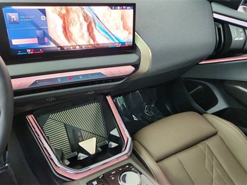 Used 2025 BMW X3 xDrive30i w/ Premium Package image 42